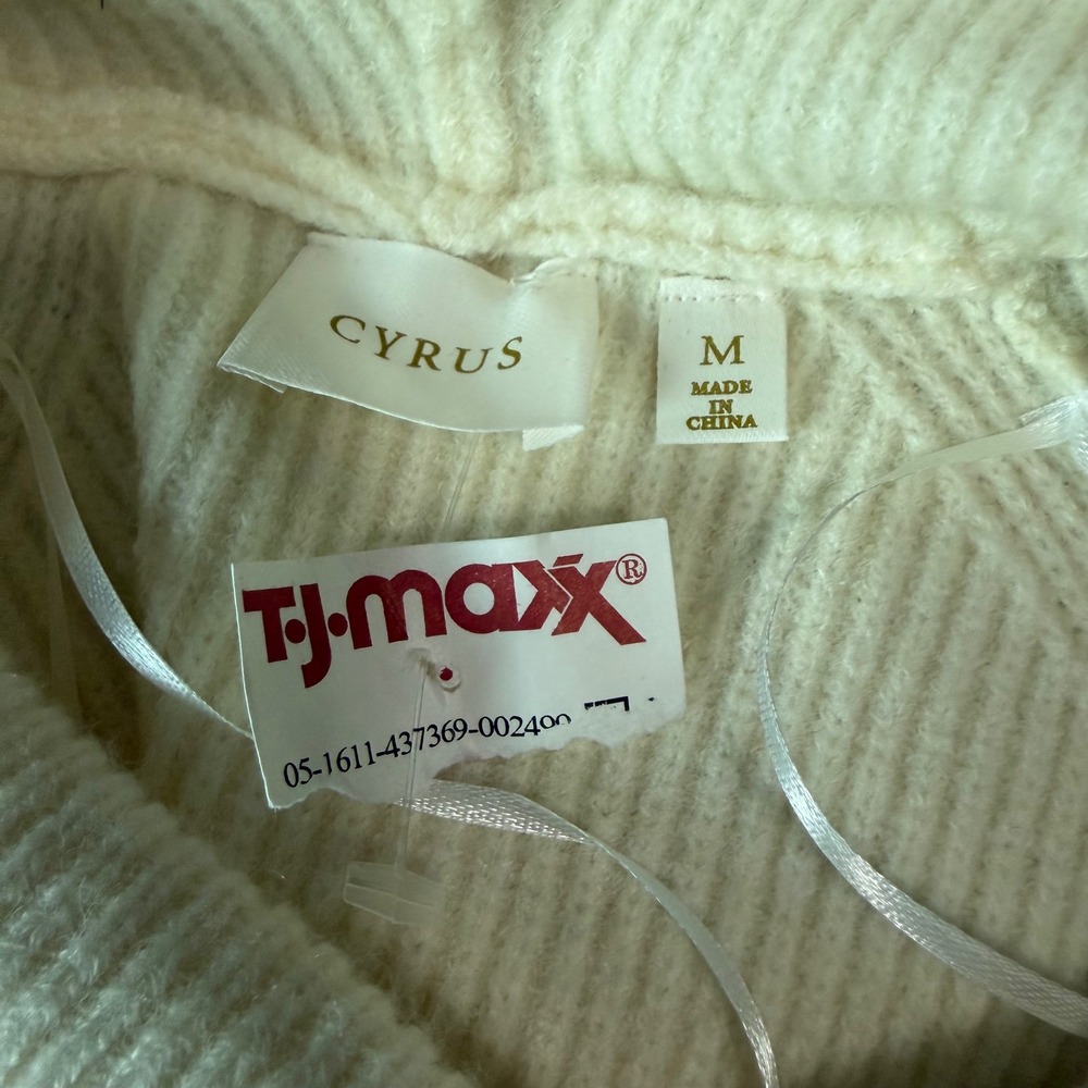Cyrus‎ Ribbed Knit Hoodie Sweater Medium Cream Drawstring Pullover - Picture 2 of 3